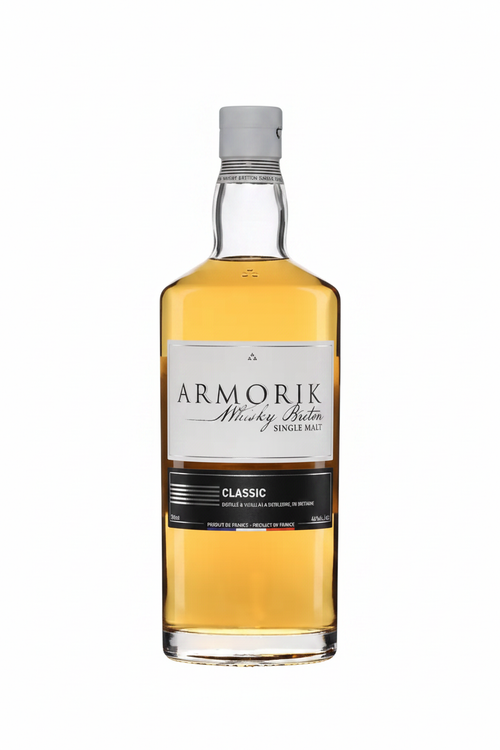 Armorik Classic Whisky Breton Single Malt – visuel généré fond blanc